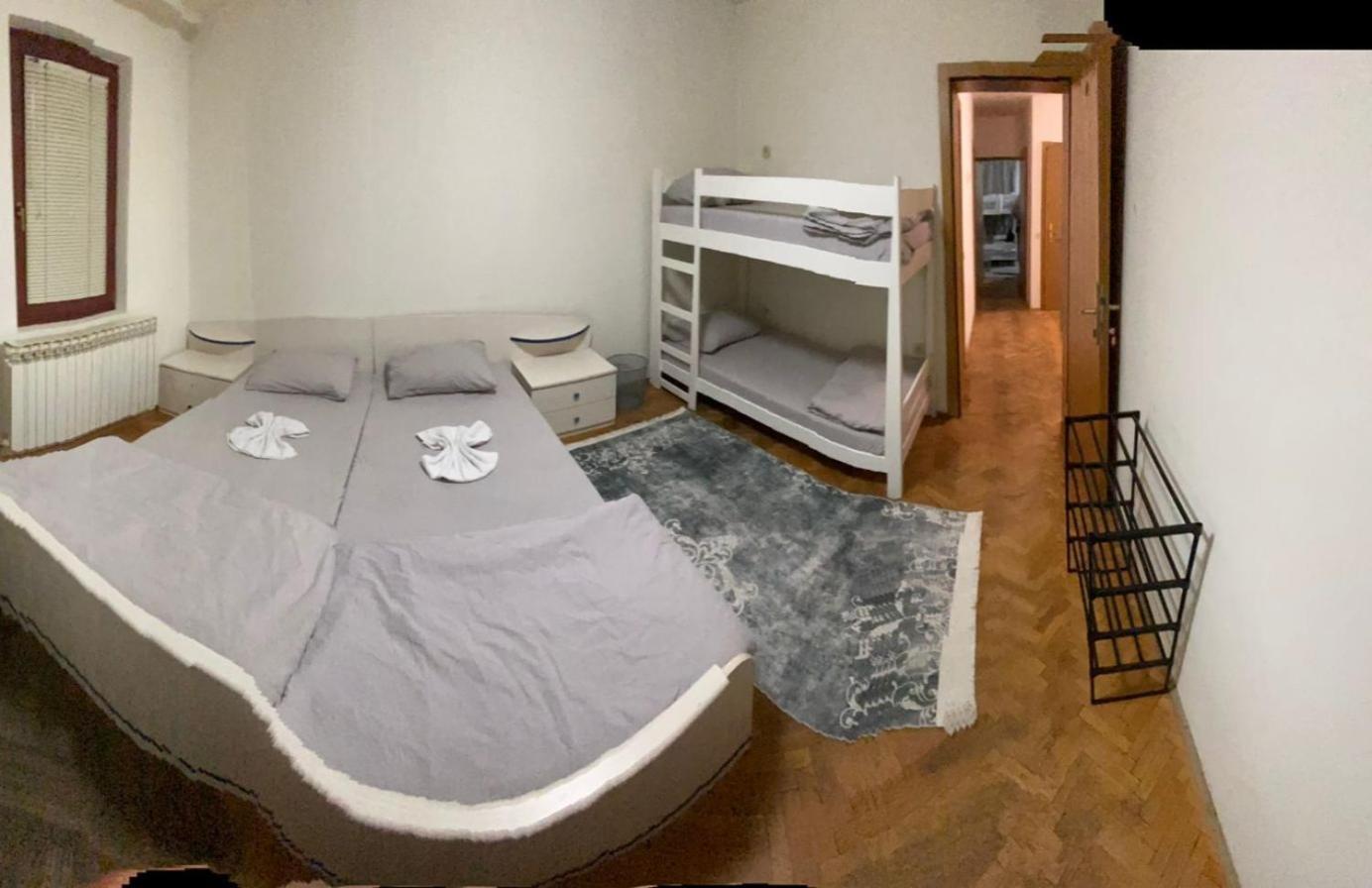 Hostel Center Luxury Sarajevo Ruang foto