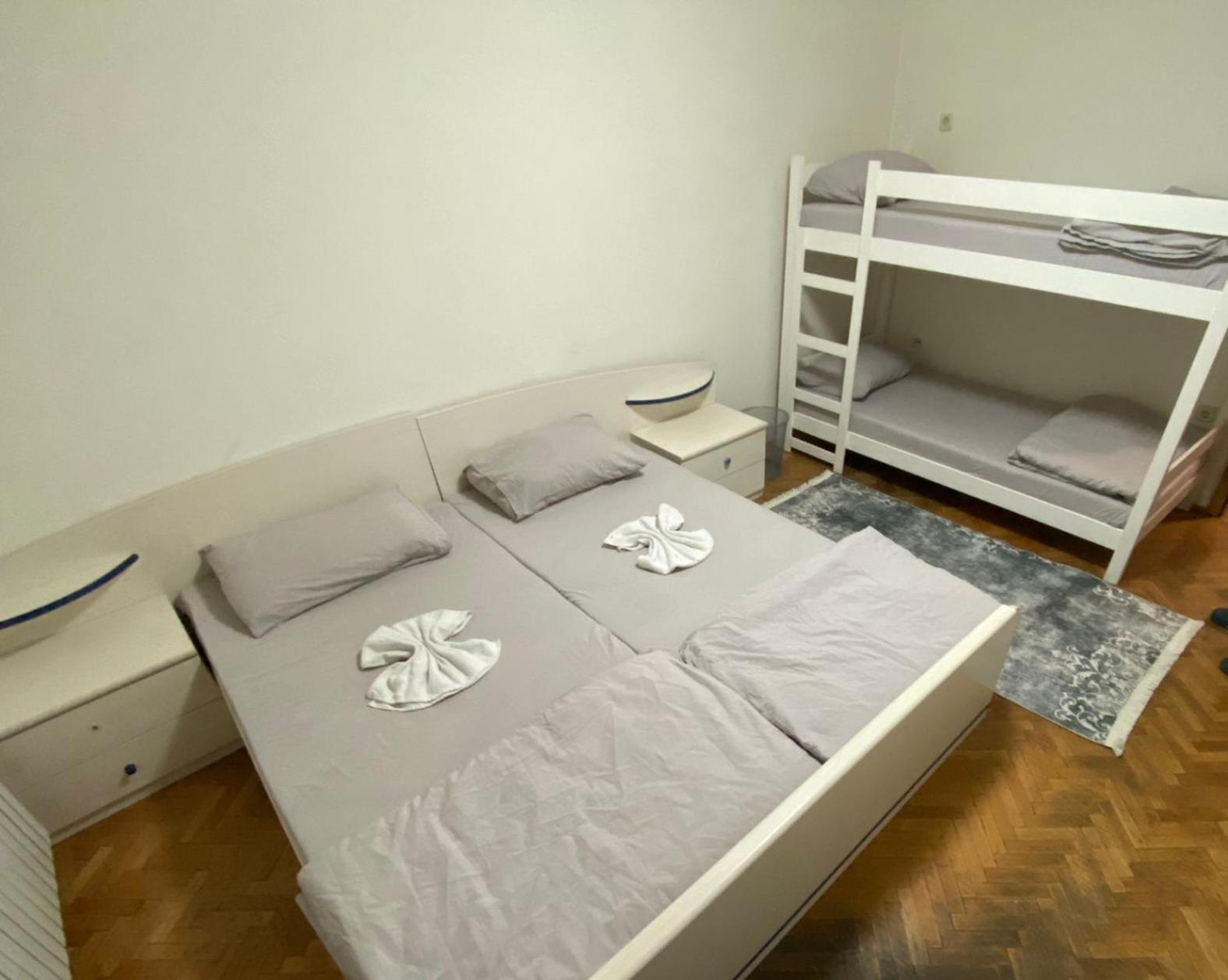 Hostel Center Luxury Sarajevo Ruang foto